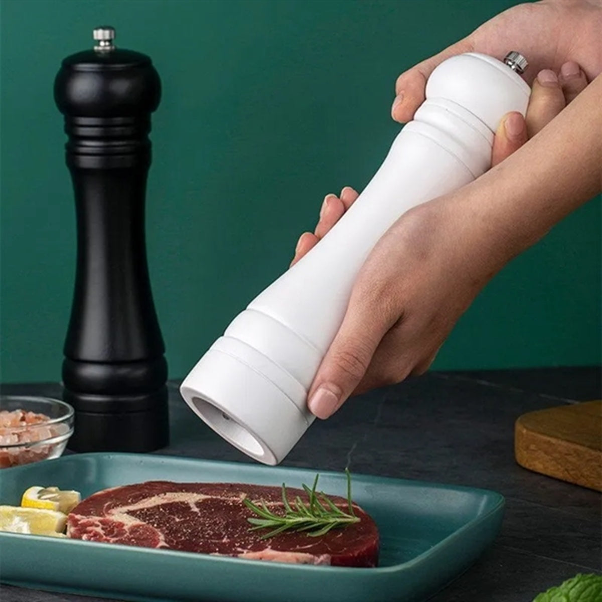 HUPSBY669 Salt and Pepper Grinder Set