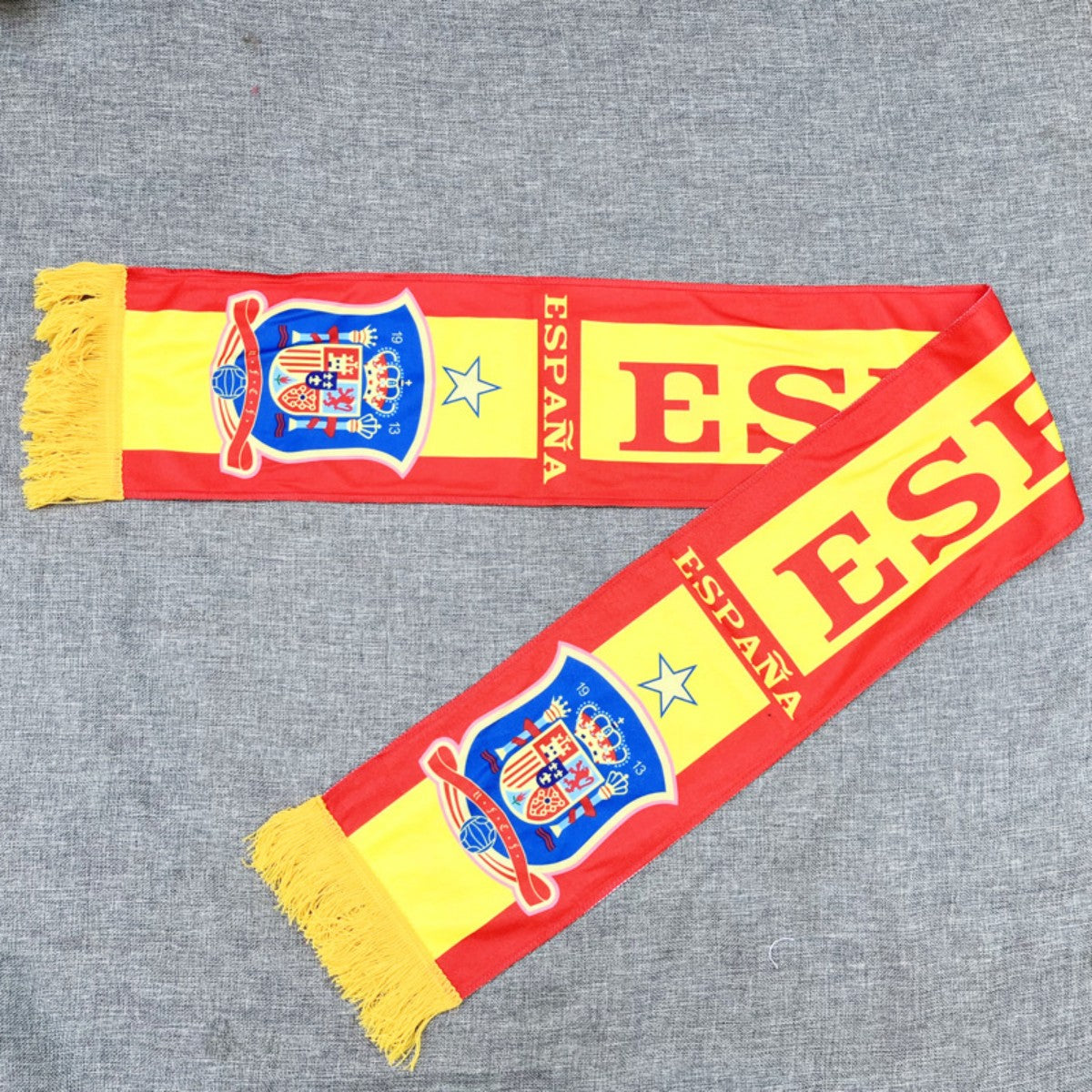 HUPSCG45 Customized Team Knitted Fan Scarf
