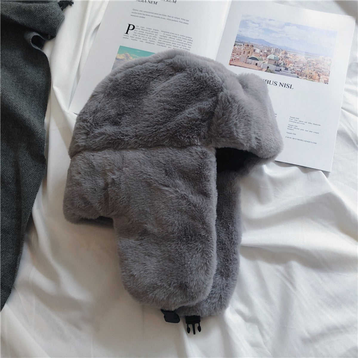 HUPSCG59 Fashion Trapper Hat Woman