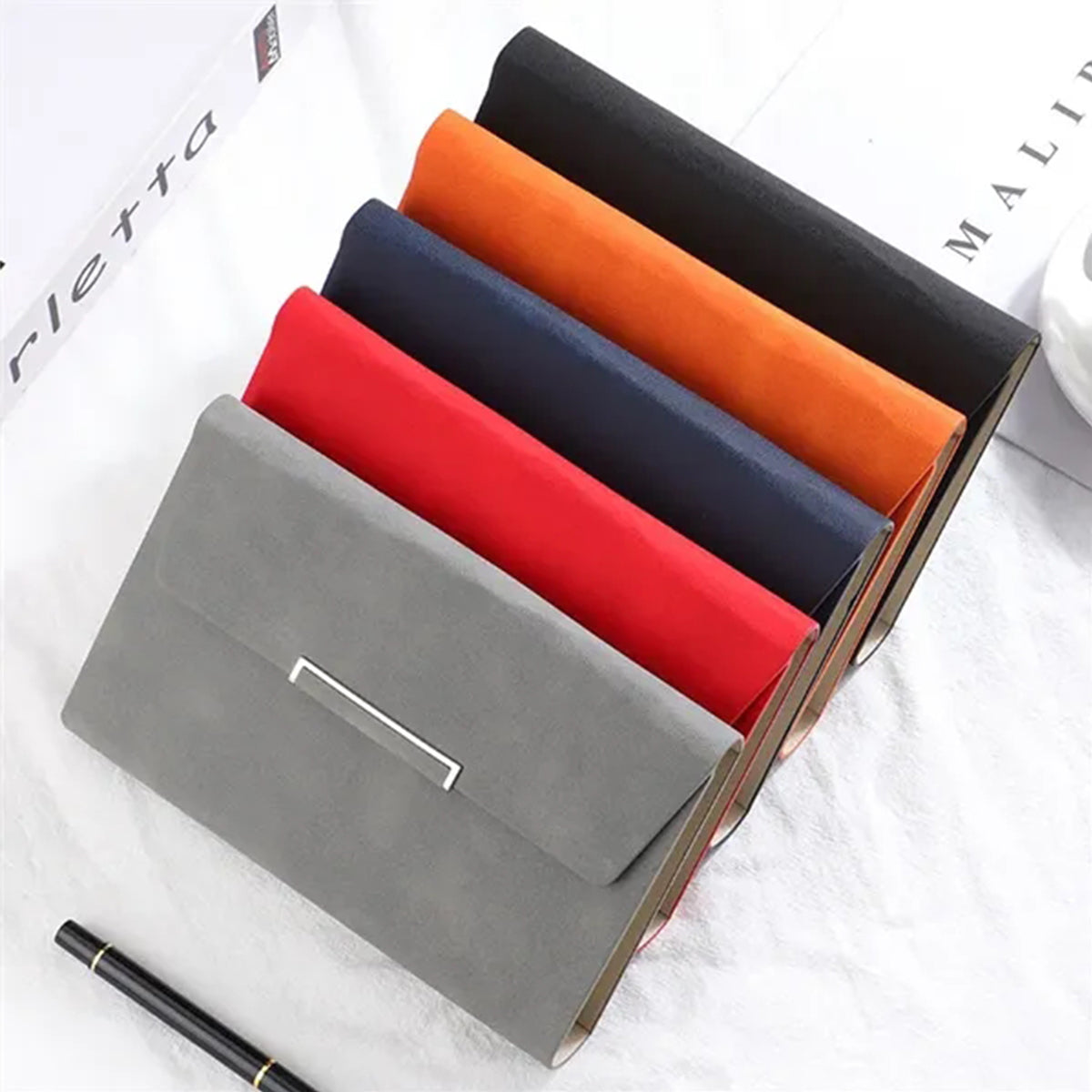 HUPSRC134 A5 Magnet Writing Sketch Book W/pen and Cards pouches
