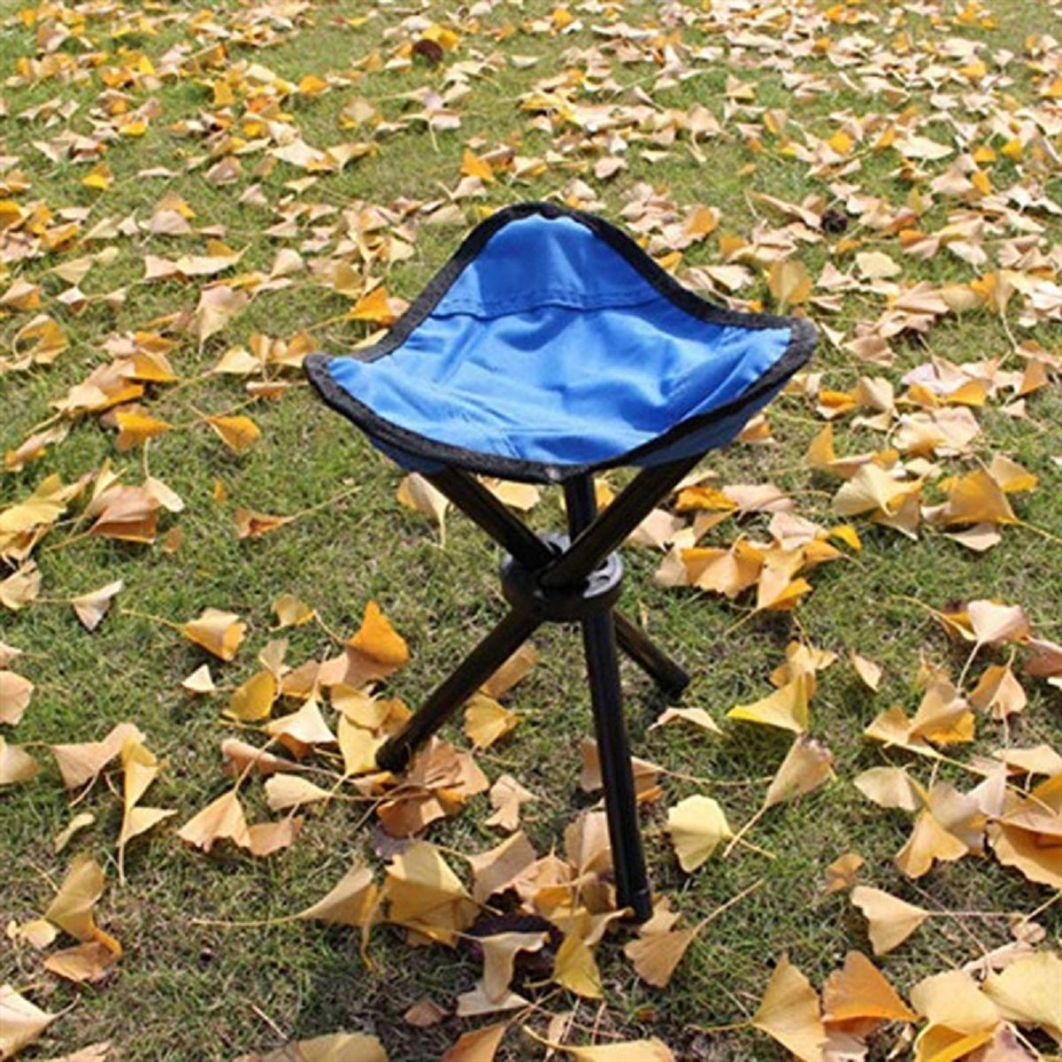 HUPSTL029 Small Portable Triangle Camping Stool