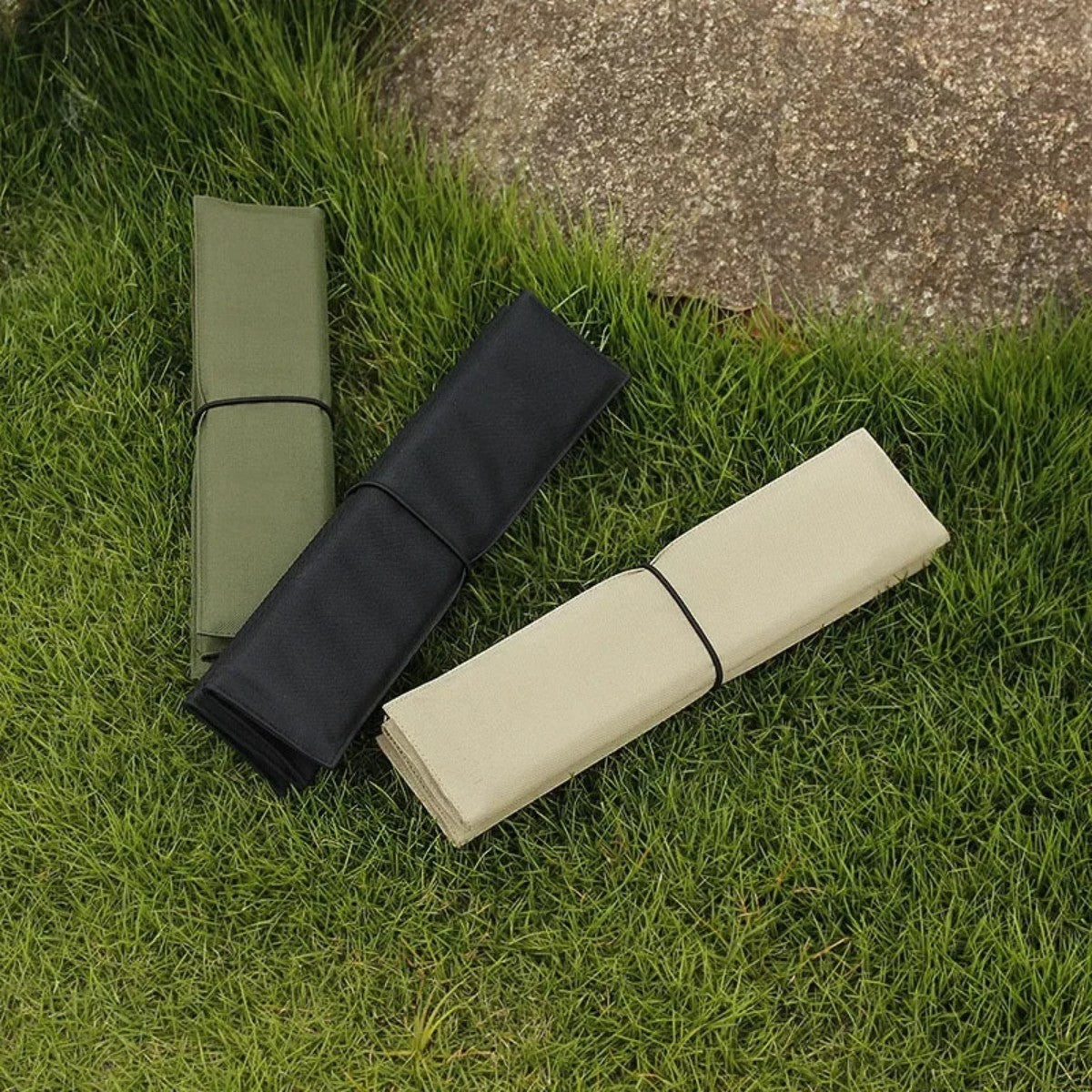 HUPSTL579Mini Foldable Oxford Waterproof Picnic Mat MOQ 50pcs