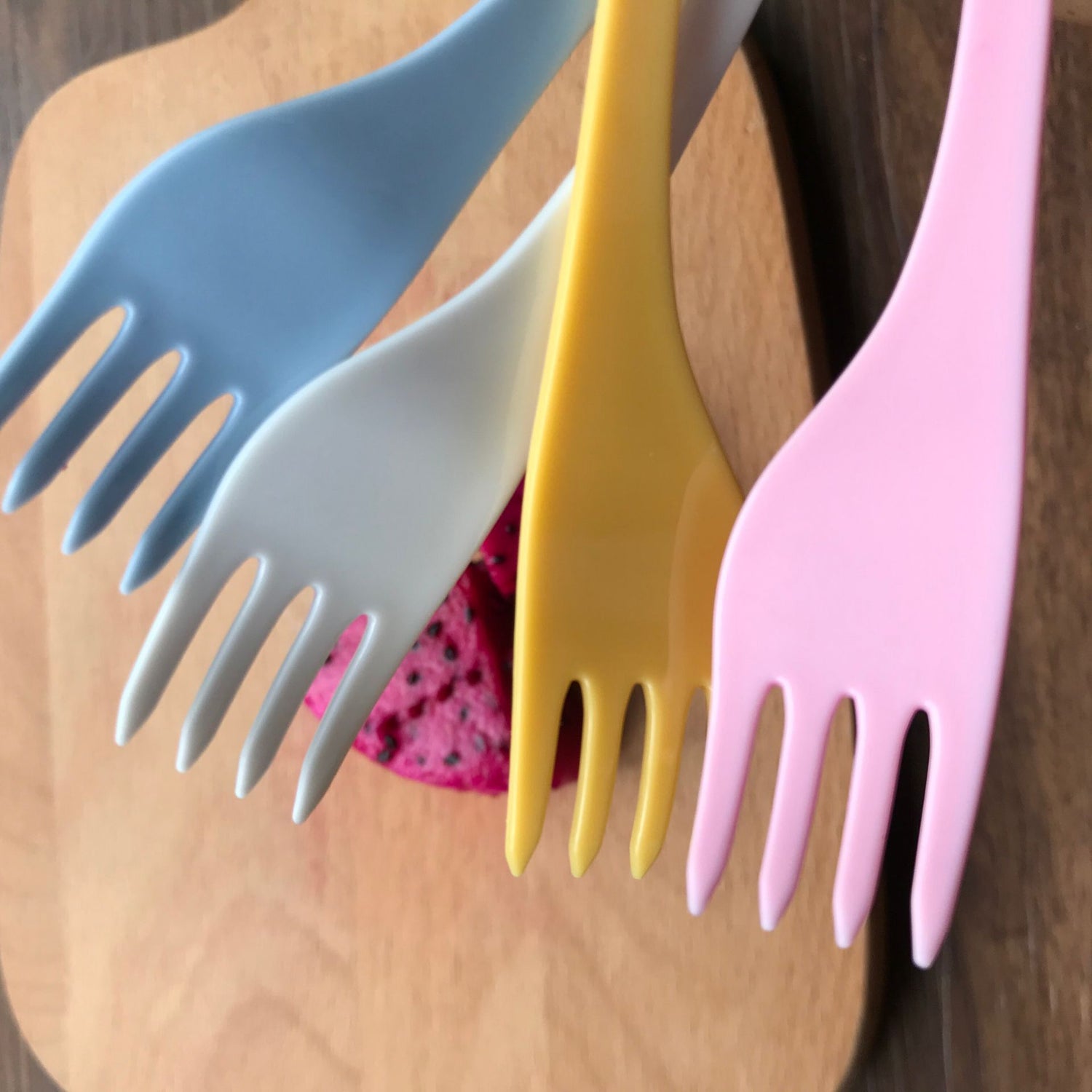 HUPSTL785 3-in-1 Plastic Utensil: Knife, Fork, and Spoon Combo
