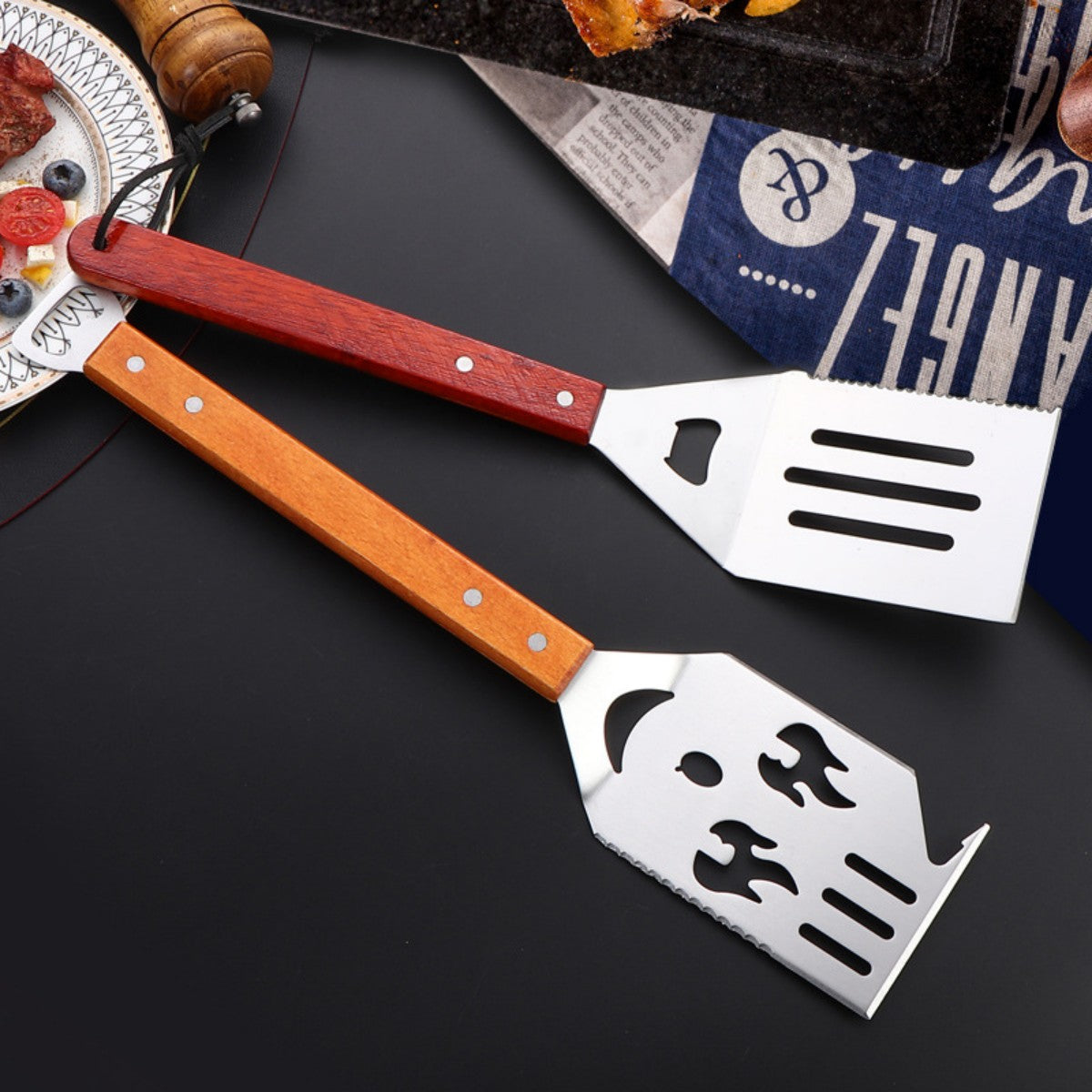 HUPSTL810 A versatile barbecue spatula tool for outdoor cooking
