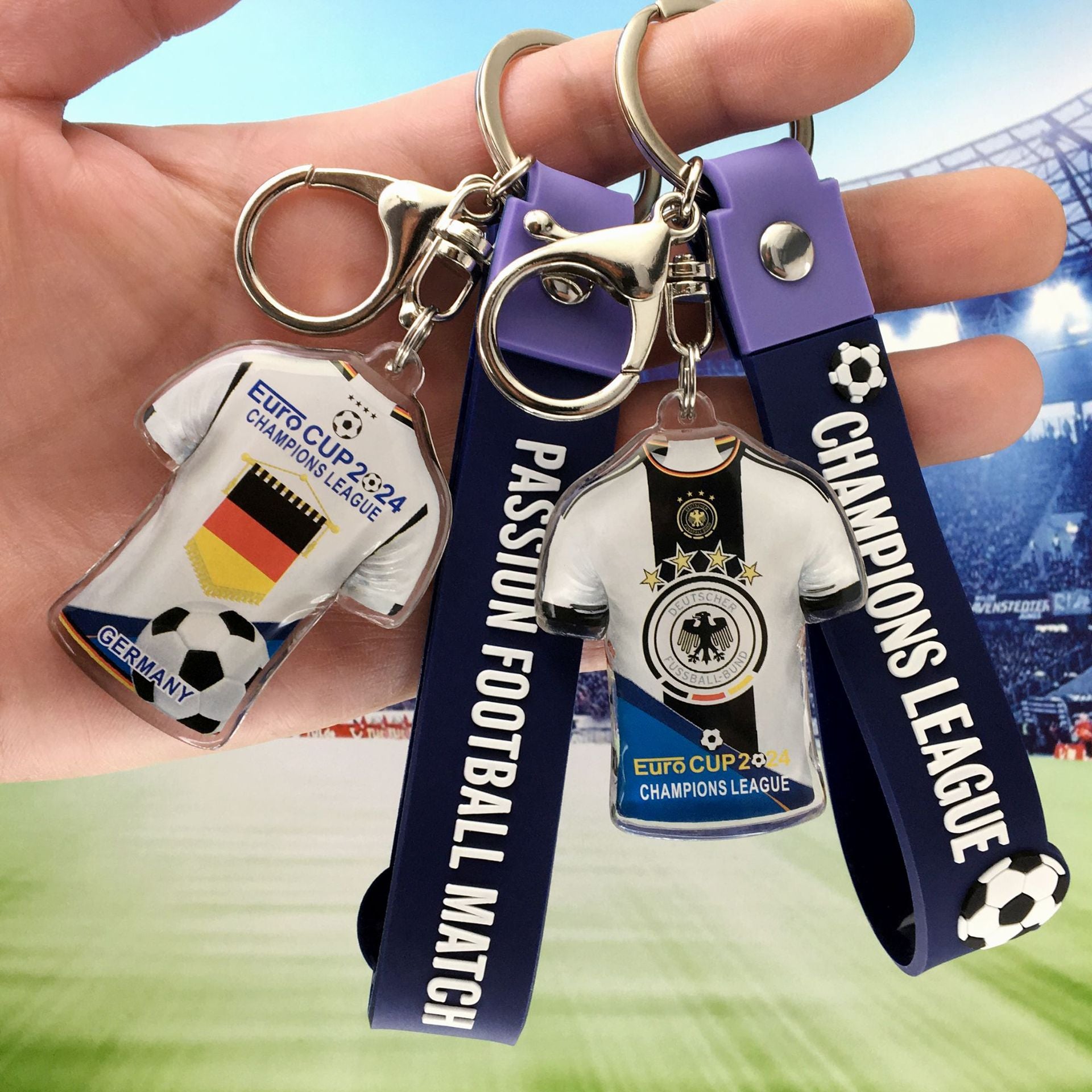 SUPSCW03 Soccer Miami KeyChain Ring Football Gift