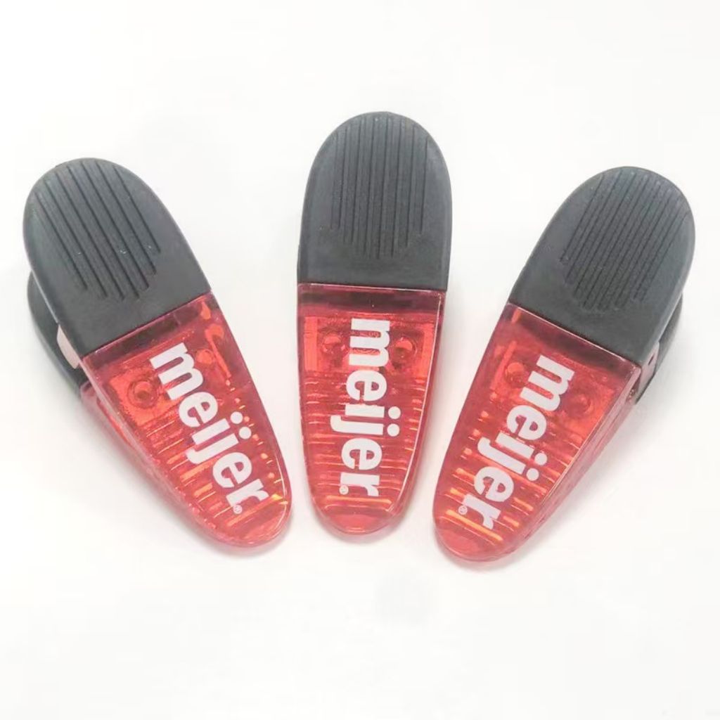 SUPSJC18 Magnetic Fridge Memo Holder Clip