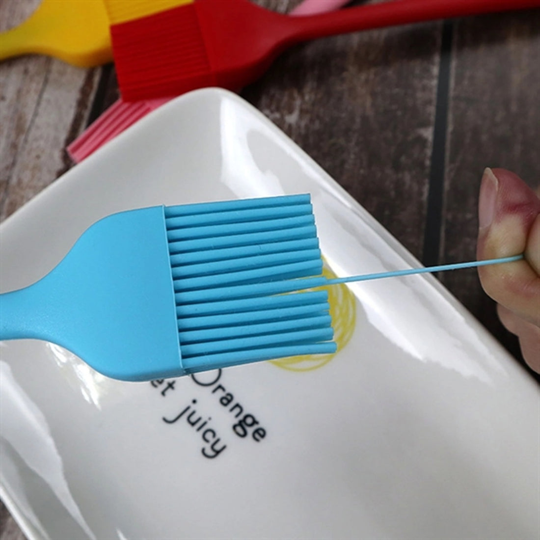 HUPSBY560  Silicone Bbq Basting Kitchen Oil Brush