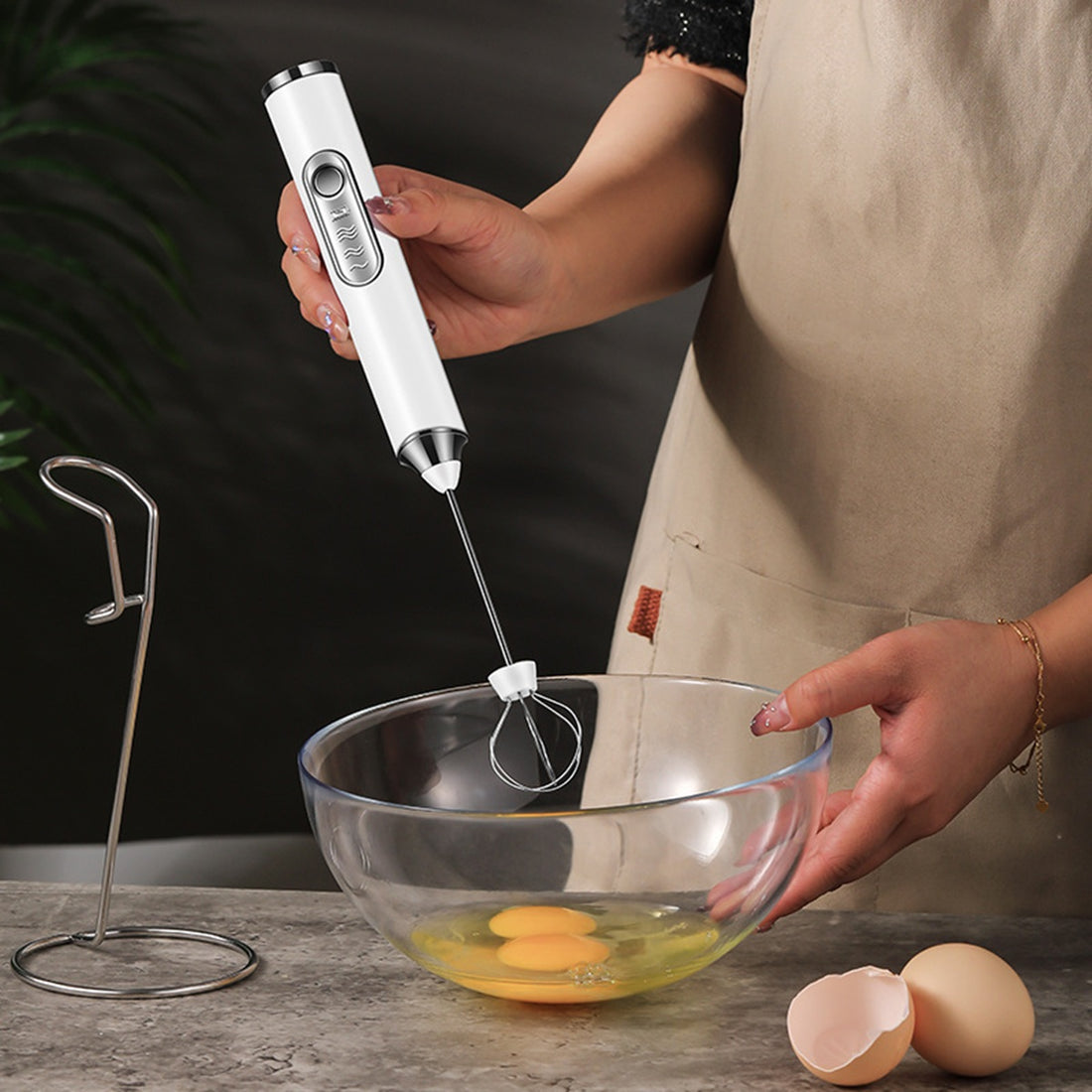 HUPSBY679  Rechargeable Electric Whisk Milk Frother