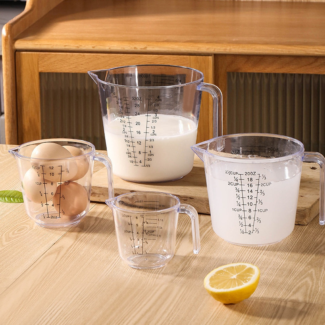 HUPSBY688 32 Oz. Clear Plastic Measuring Cup w/ Handle and Pour Spout