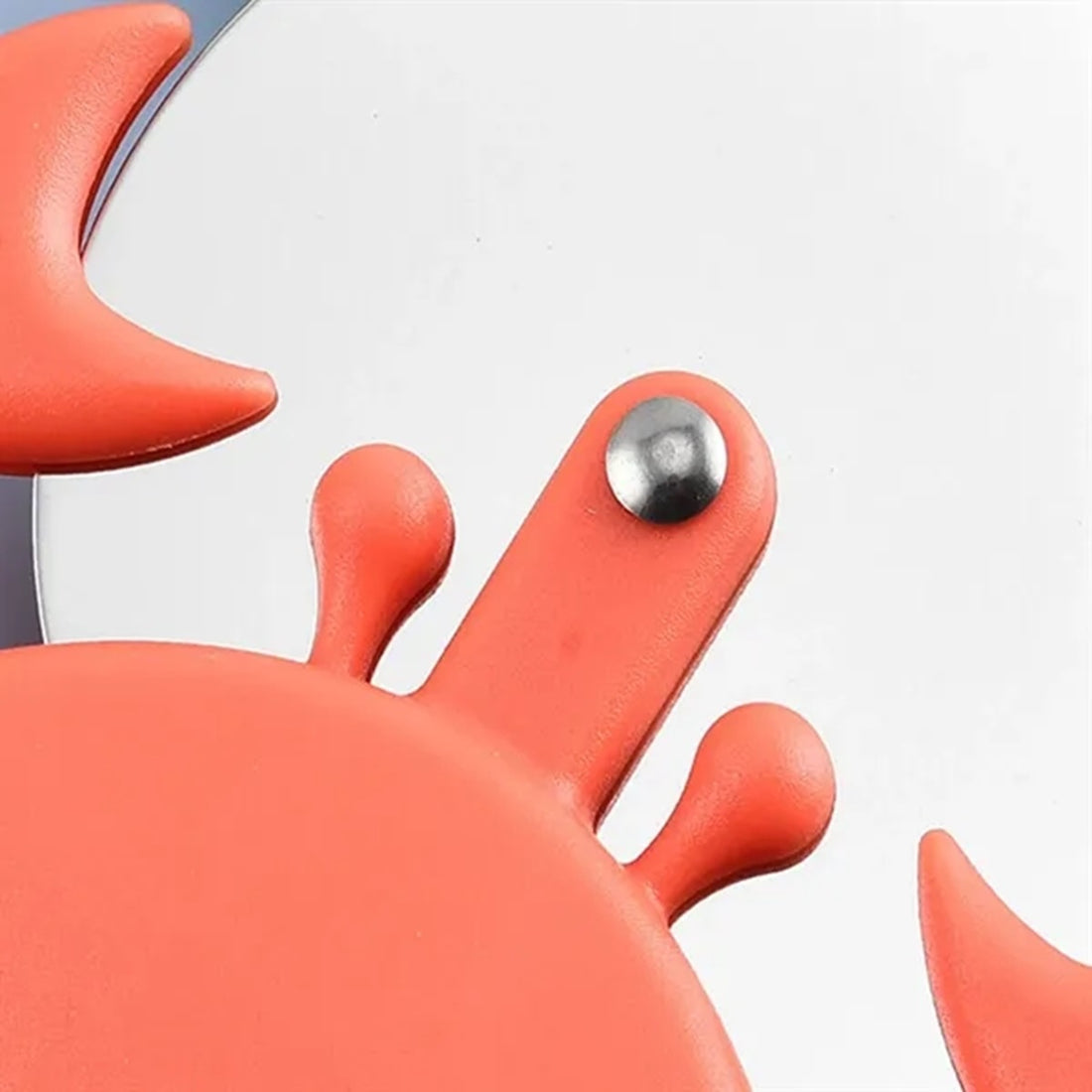 HUPSBY789 Creative Crab Pizza Cutter
