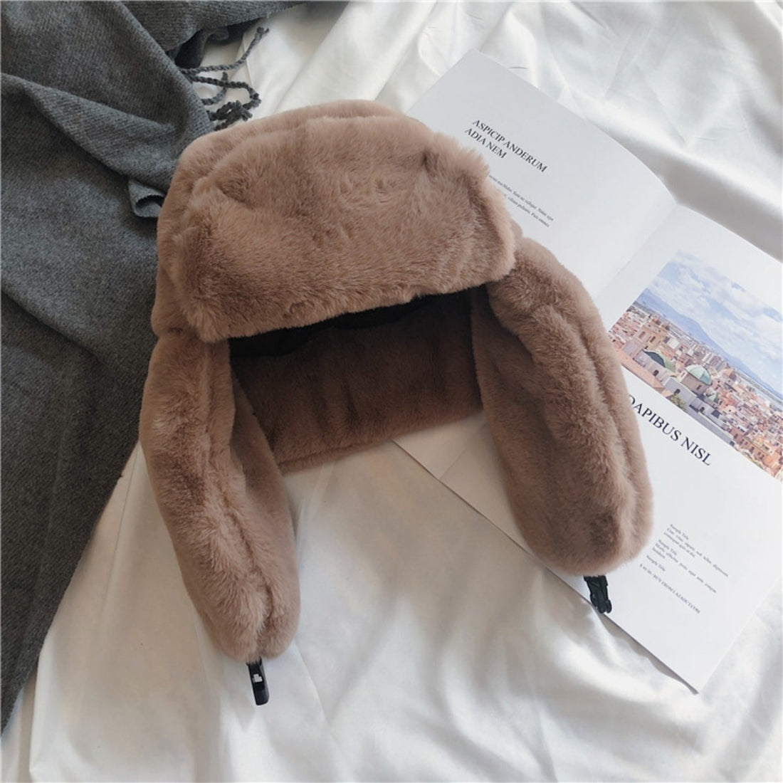 HUPSCG59 Fashion Trapper Hat Woman