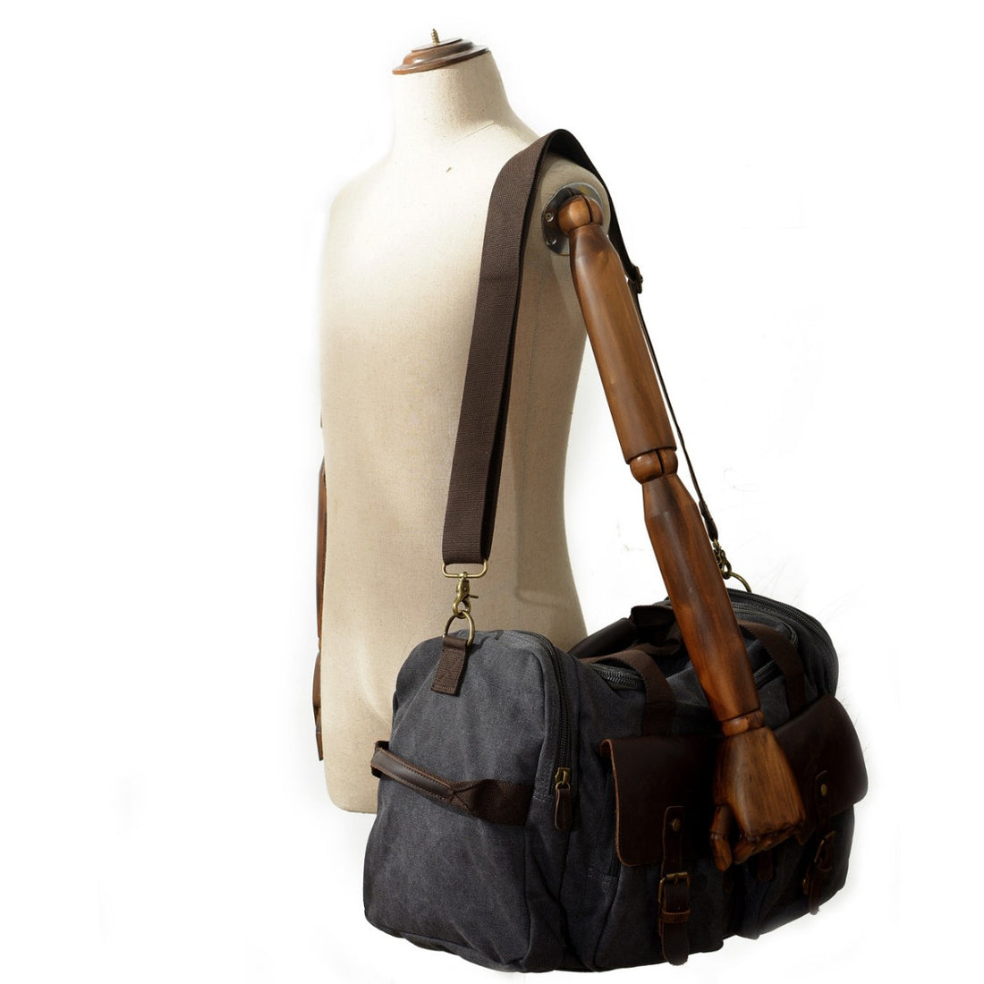 HUPSCG82 Deluxe Travel Duffel With Shoe Storage