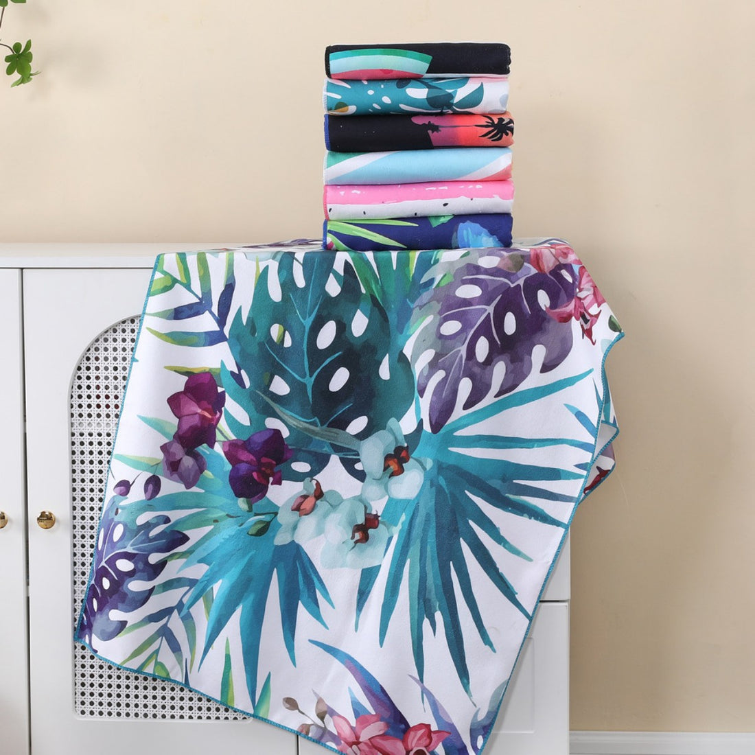 HUPSTL604MOQ 50pcs 28" x 60" Super Absorbent  Microfiber Beach Towel