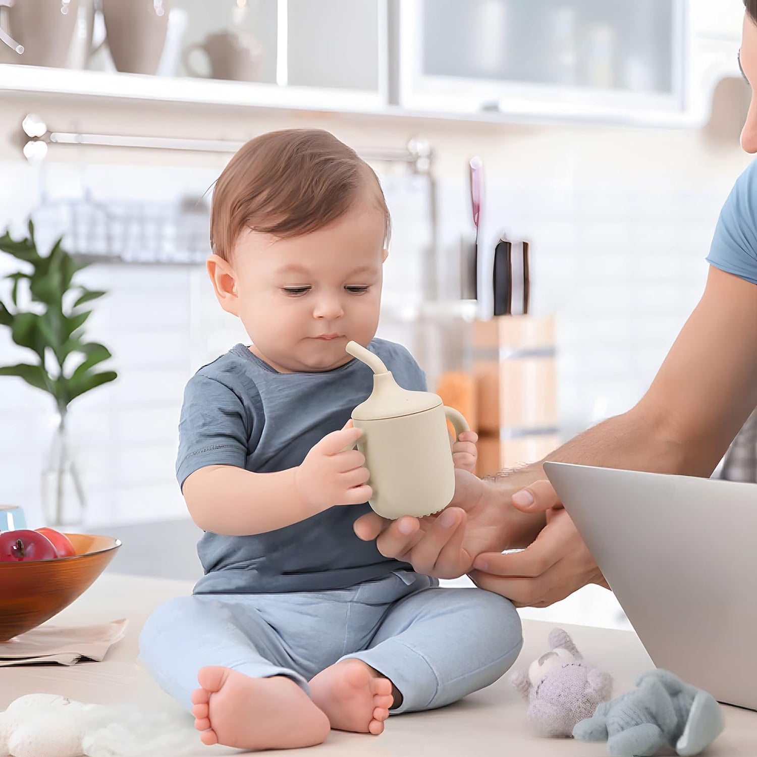 SUPSAW112 Baby Silicone Sippy Cup