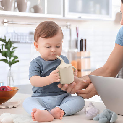 SUPSAW112 Baby Silicone Sippy Cup