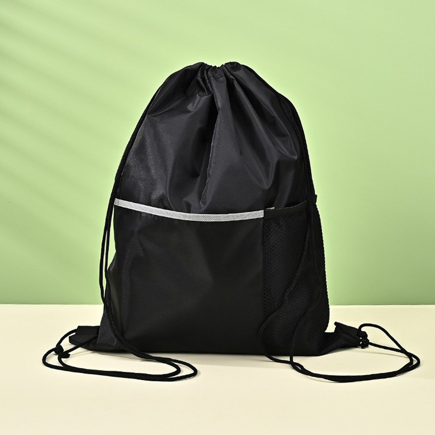 SUPSAW66 Drawstring Sports Bag With Front Pocket