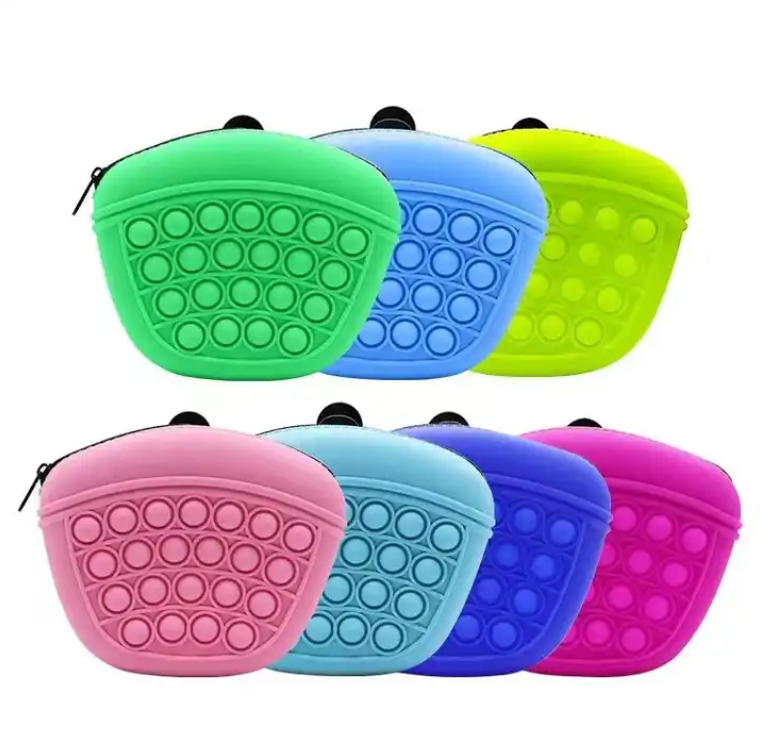 SUPSBL13 Silicone Portable Dog Treat Pouch Bag