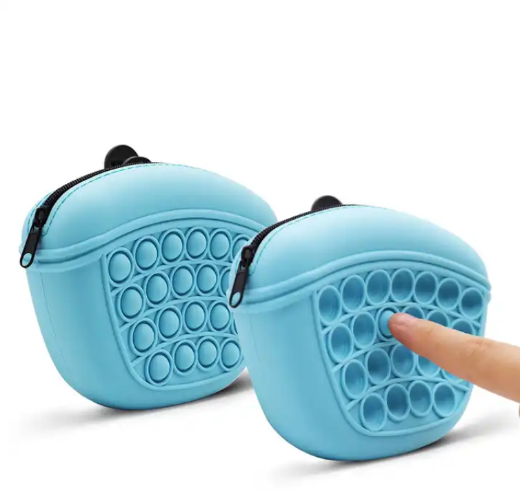 SUPSBL13 Silicone Portable Dog Treat Pouch Bag